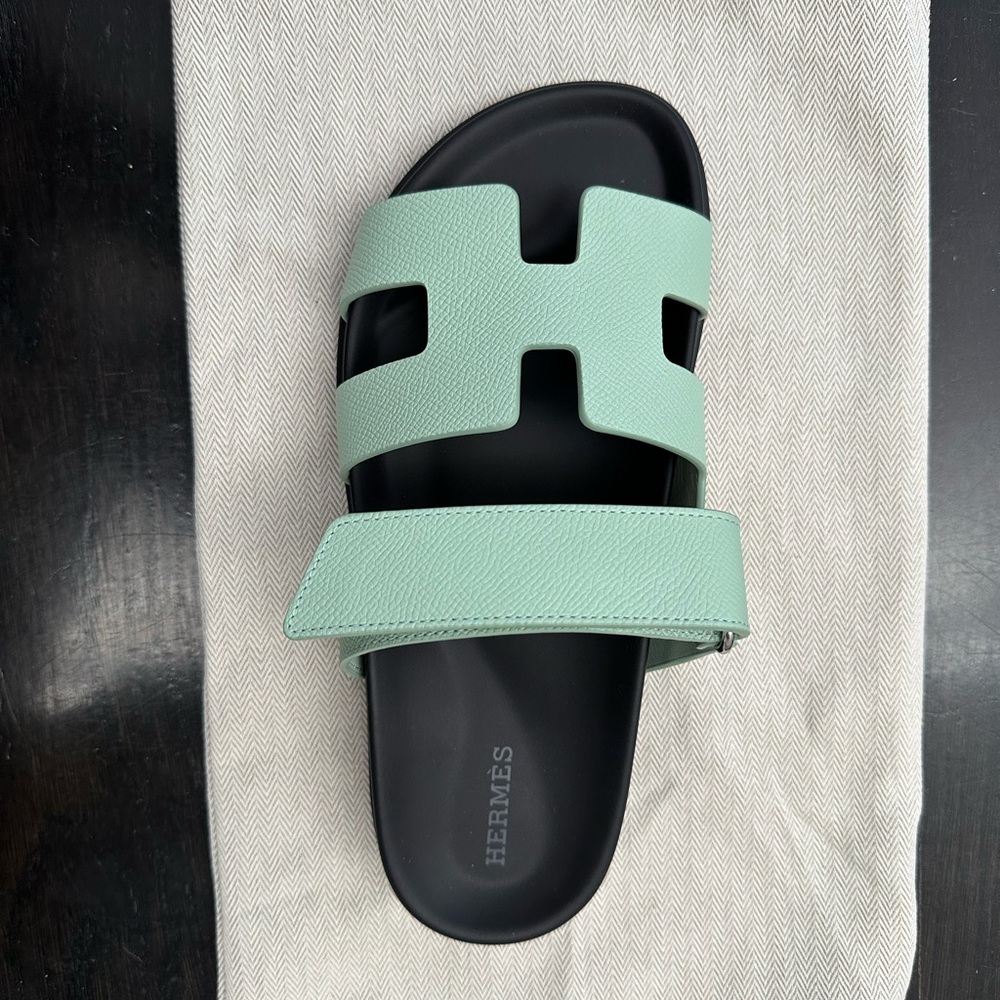 Hermes Chypre Sandal in Vert Jade size 37